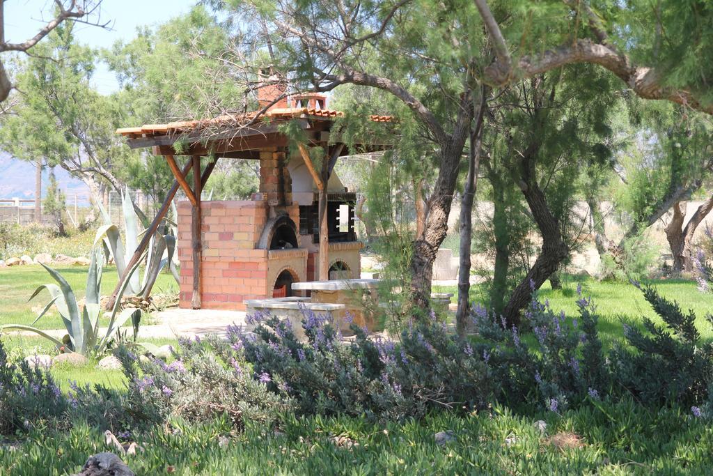 Zefyros Apartments And House Kíssamos Dış mekan fotoğraf